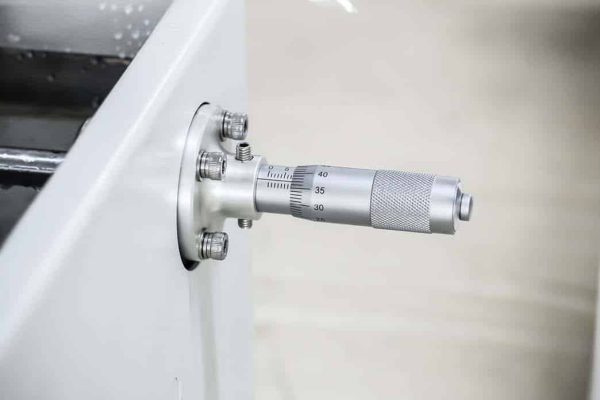 uCut-40 Metallographic Precision Cutter (Low Speed)